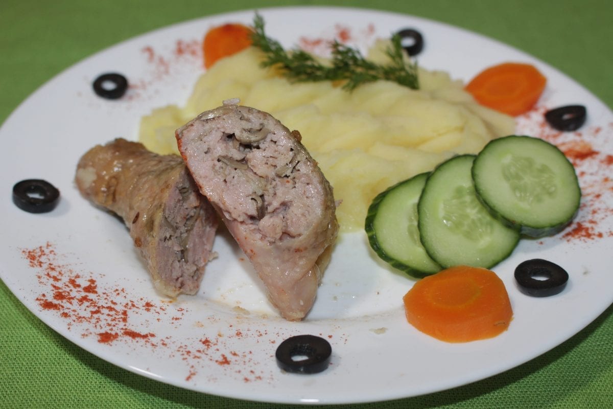 IMG 3459 1200x800 - Колбаски куриные жареные / картофельное пюре