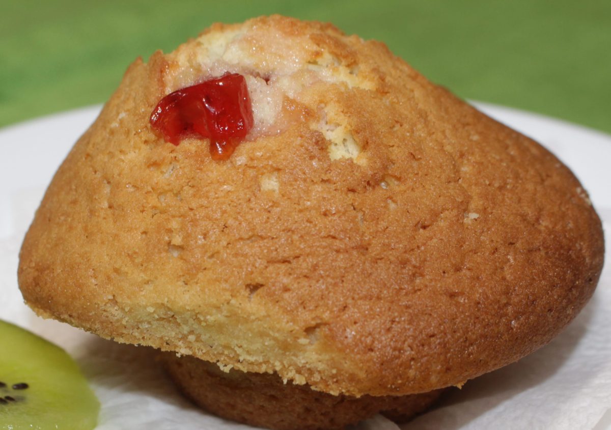 Keks s marmeladom e1716815167945 1200x845 - Кекс с мармеладом
