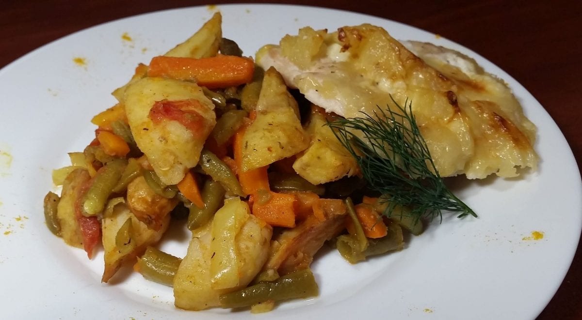 Otbivnaya kurinaya zapechennaya s ananasom i syrom file kurinoeananas kons e1547123780683 1200x661 - Отбивная куриная с ананасом / соте из свежих овощей