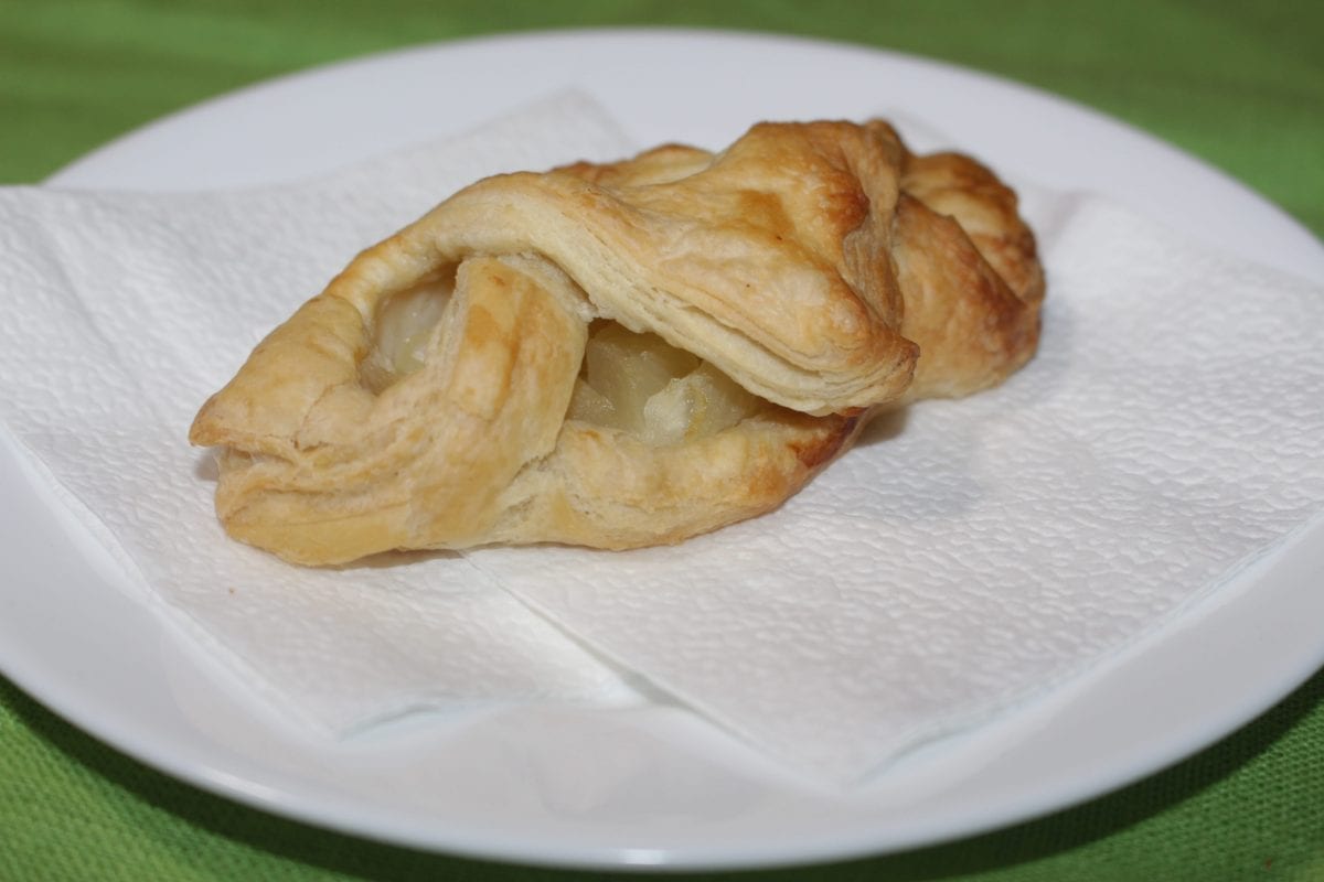 Slojka s ananasom 1200x800 - Слойка с ананасом