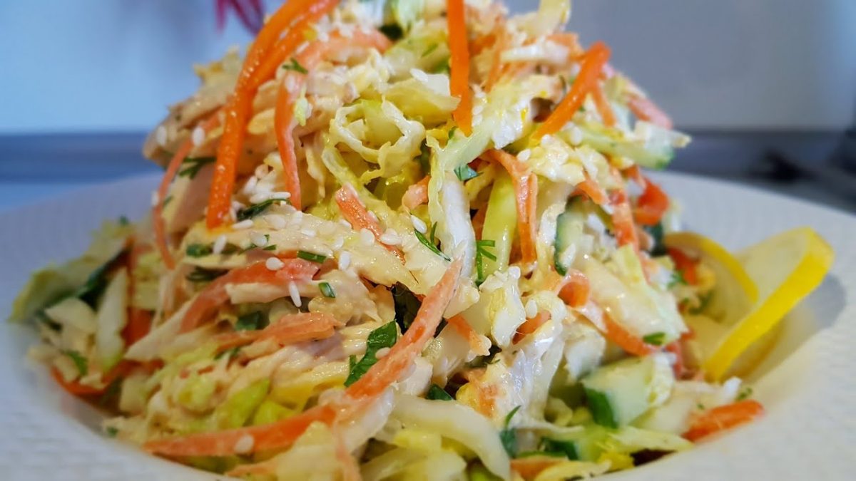 Салат с корейской морковью, огурцом и пекинкой Salat s korejskoj morkovyu ogurtsom i pekinkoj 1200x675 - Салат с корейской морковью, огурцом и пекинкой