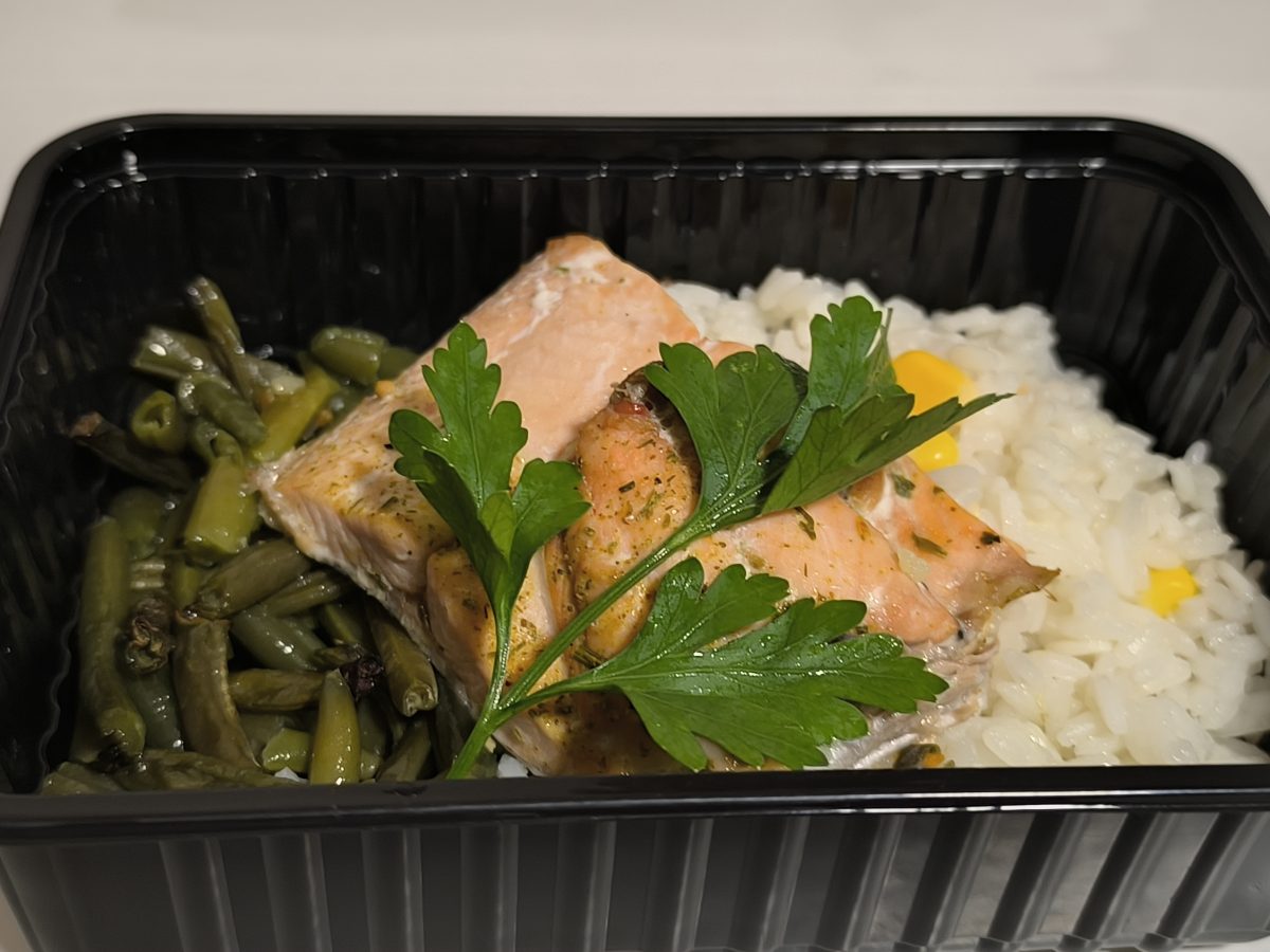 IMG 20251215 121637 1200x900 - Филе горбуши под лимонным соком  / Стручковая фасоль  с чесноком /Рис рассыпчатый