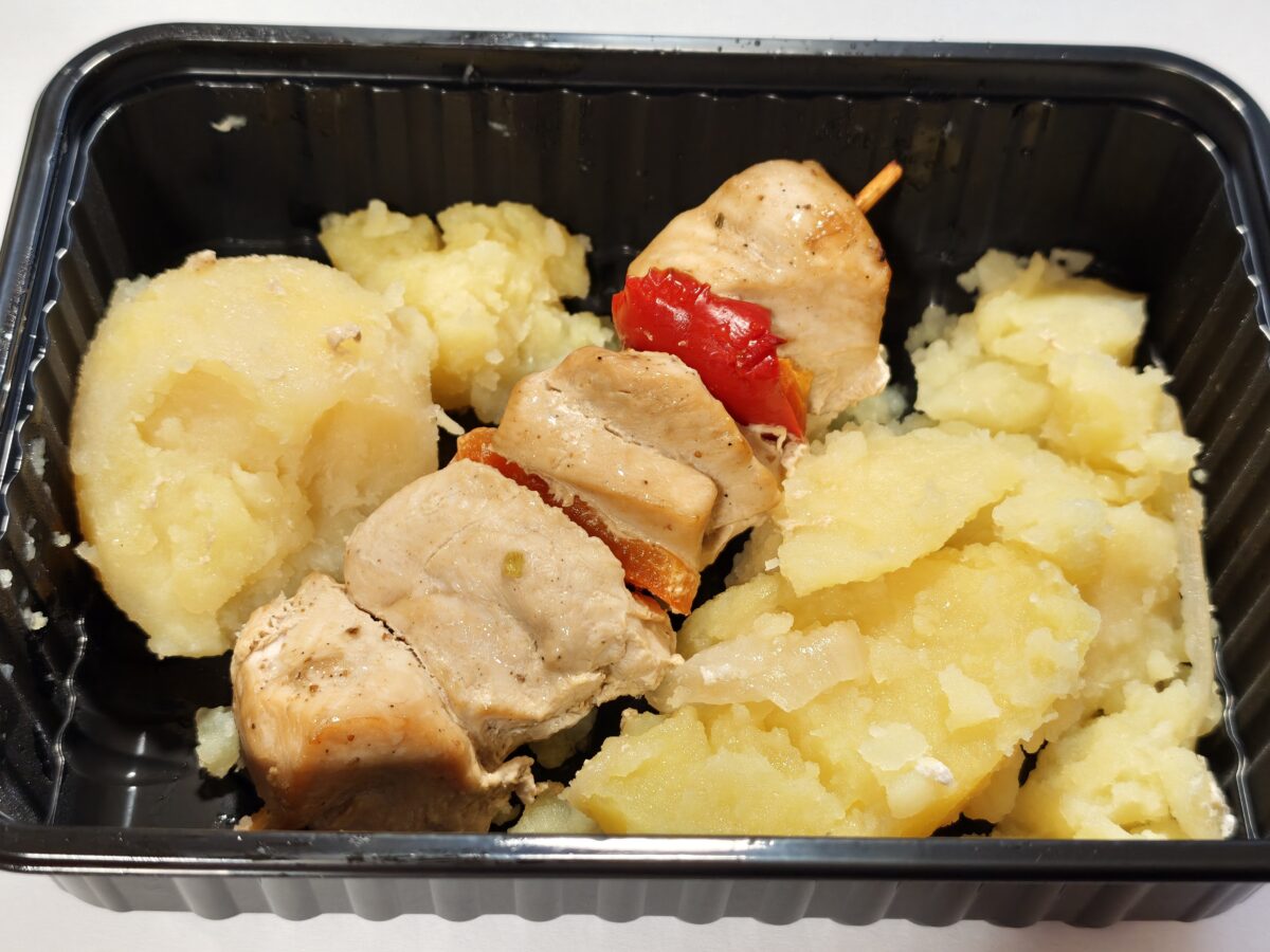 Шашлычки куриные с перцем / Картофель отварной с жареным луком 1787294879610 1200x900 - Шашлычки куриные с перцем / Картофель отварной с жареным луком